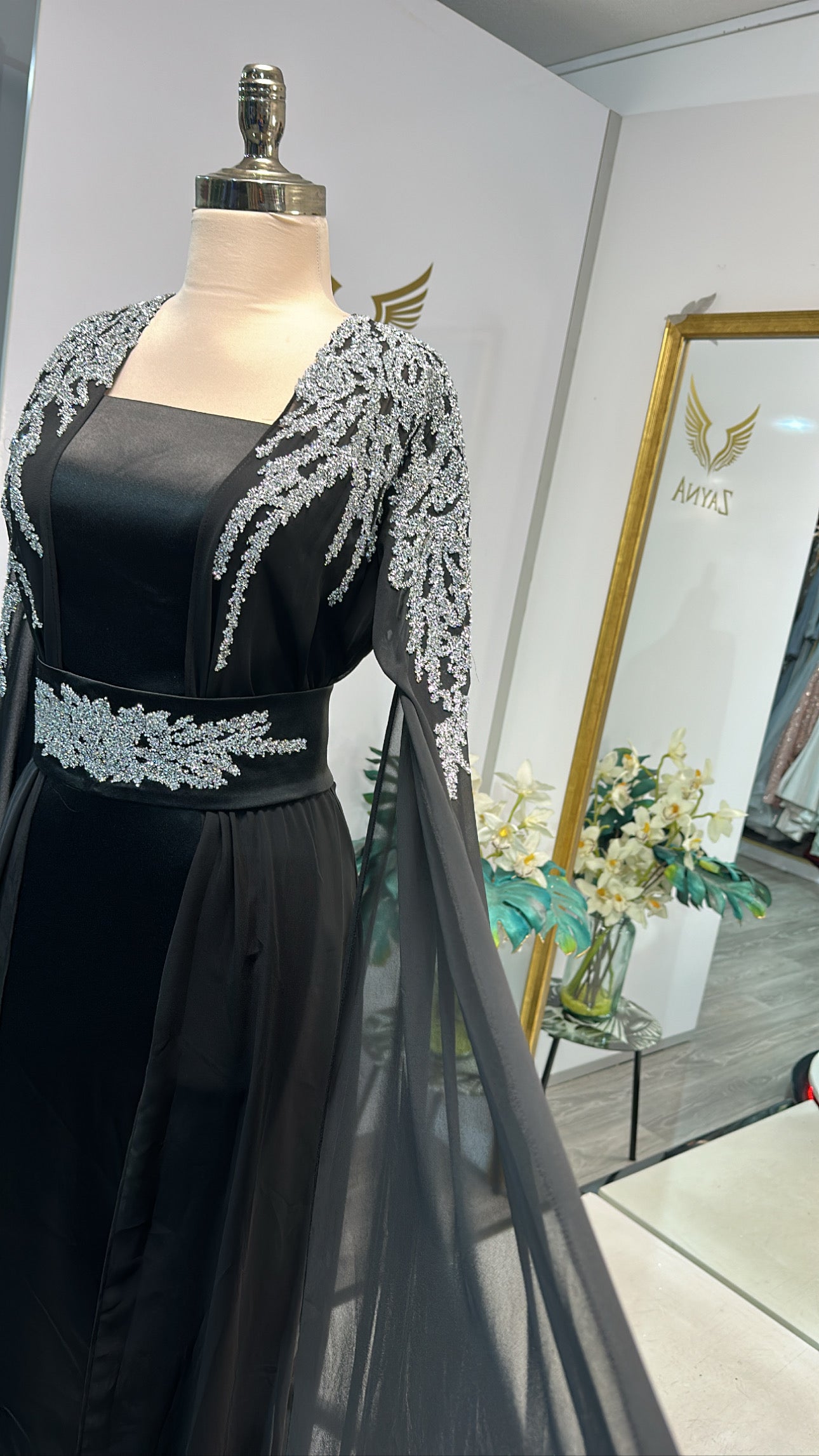 Elegant 3-piece black dress