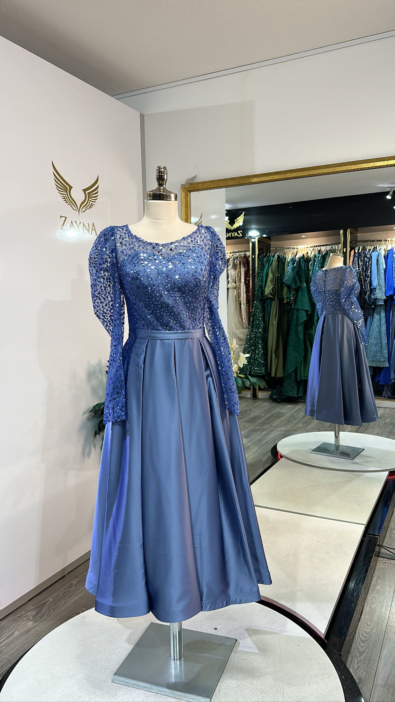 Elegant blue midi dress