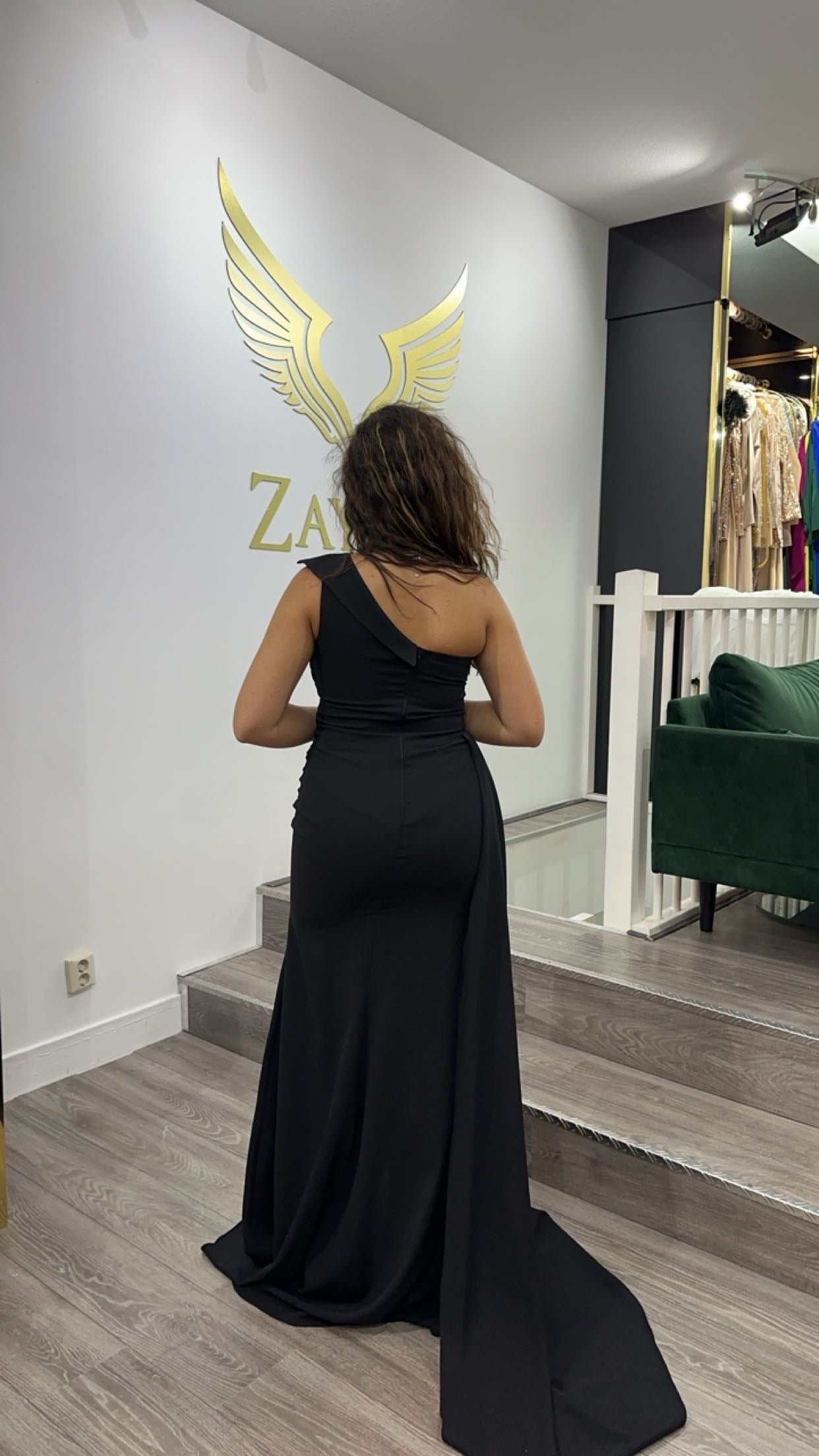 The Eva black dress