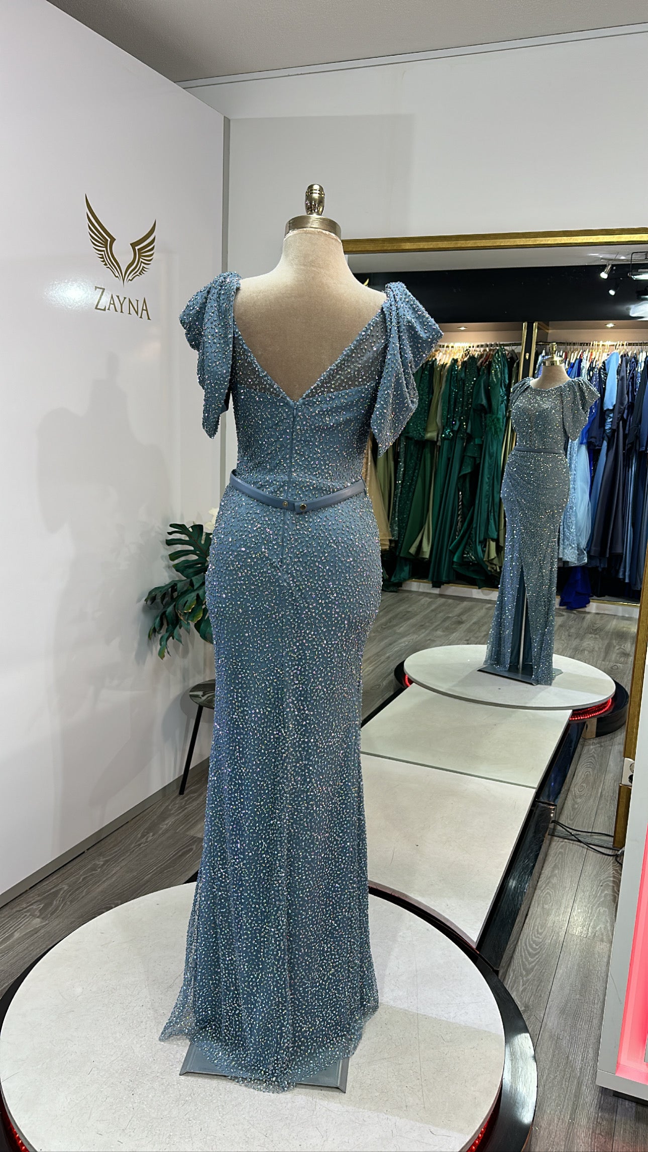 Elegant blue deals dresses