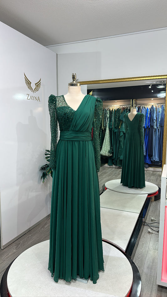 Elegant green dress with sequins and crepe fabric