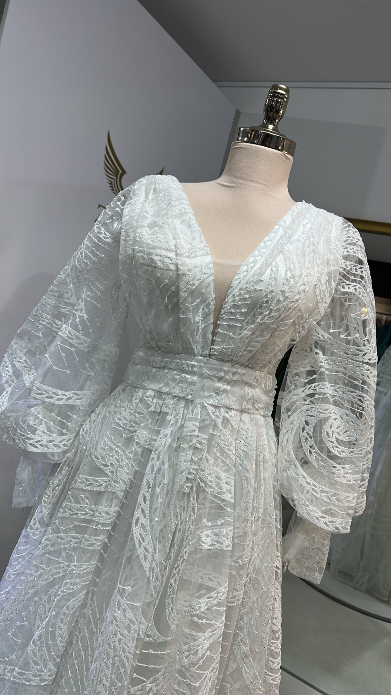 Beautiful white dress glitter, split