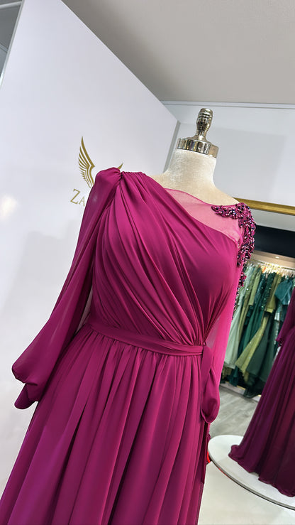 Elegant dark pink dress decorated, split