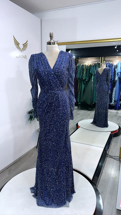 Gorgeous sparkly dark blue gala dress met split
