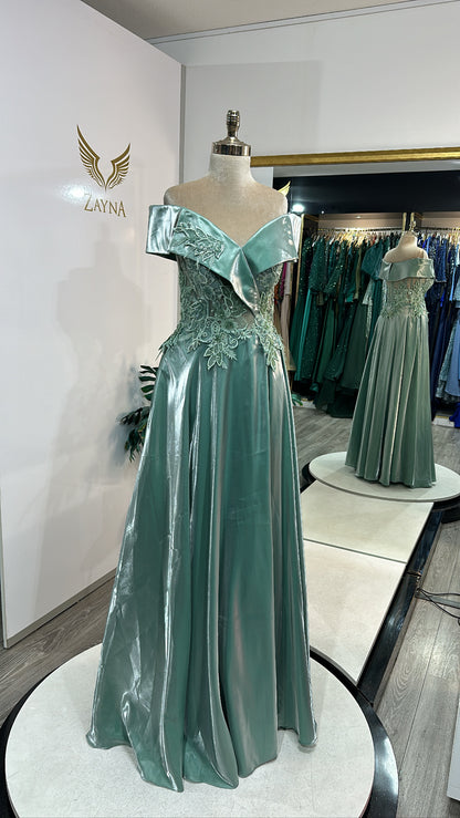 Elegant mint green dress with slit