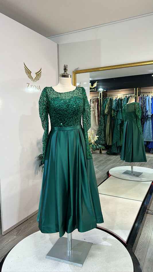 Elegant midi green dress