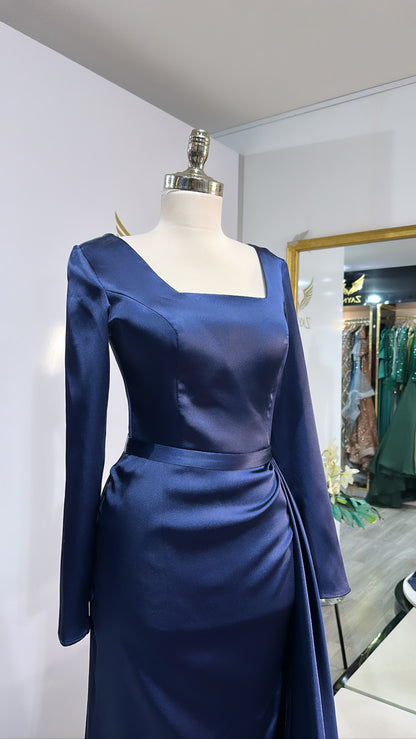 Elegant dark blue Alice dress satin