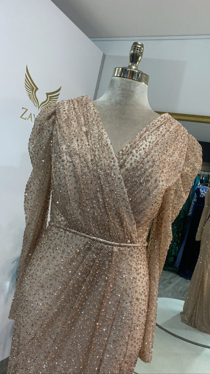 Elegant gold dress with split