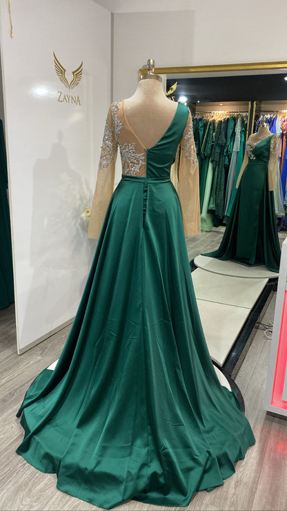 Elegant green dress decorated front back and sleeves and long veil