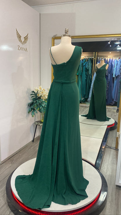 Elegant green dress short with train decorated with beads