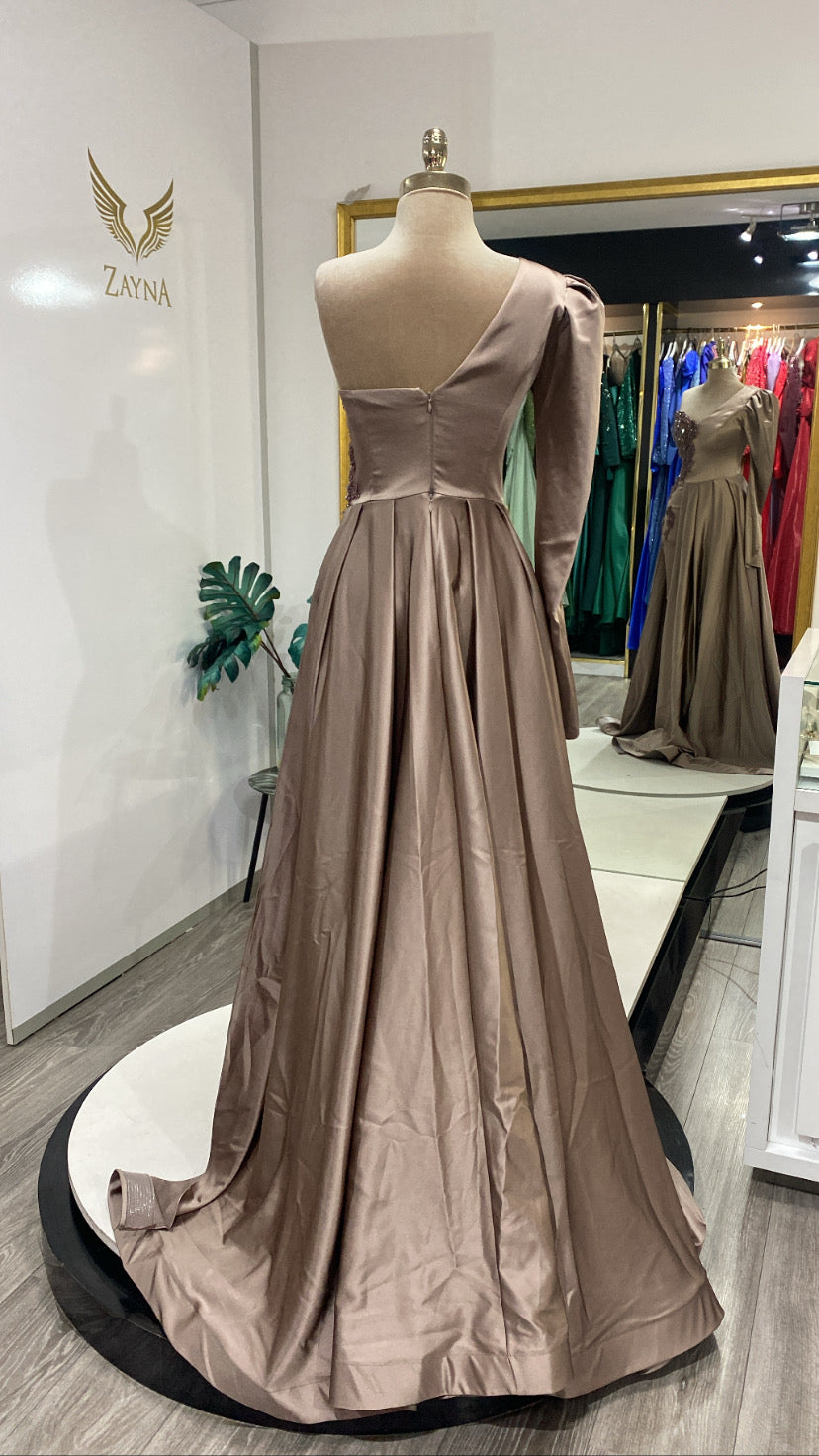 Elegant bronze dress with worked details