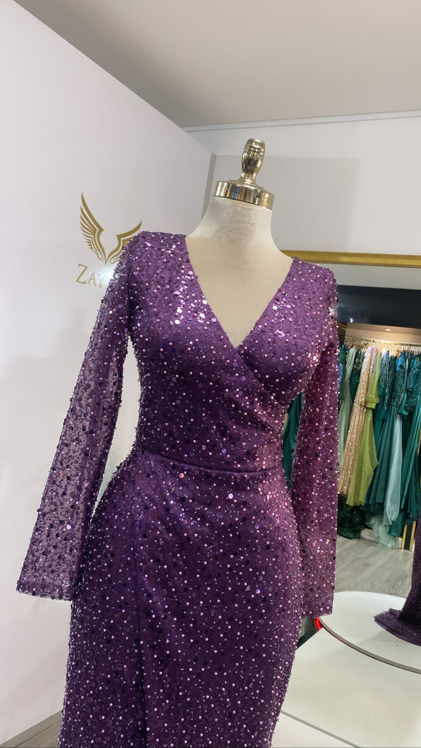 Elegant paarse jurk met kraaltjes