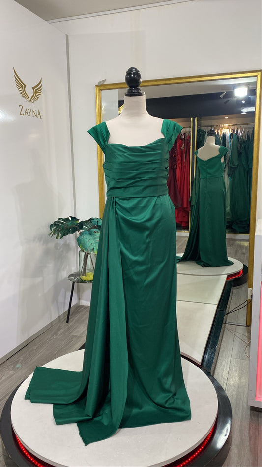 Elegant green dress