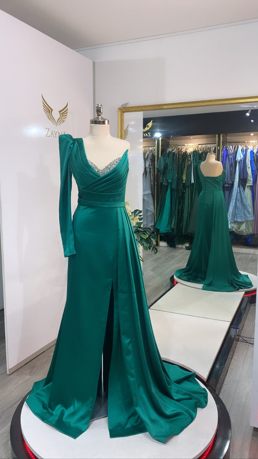 Elegant green dress one sleeve with split