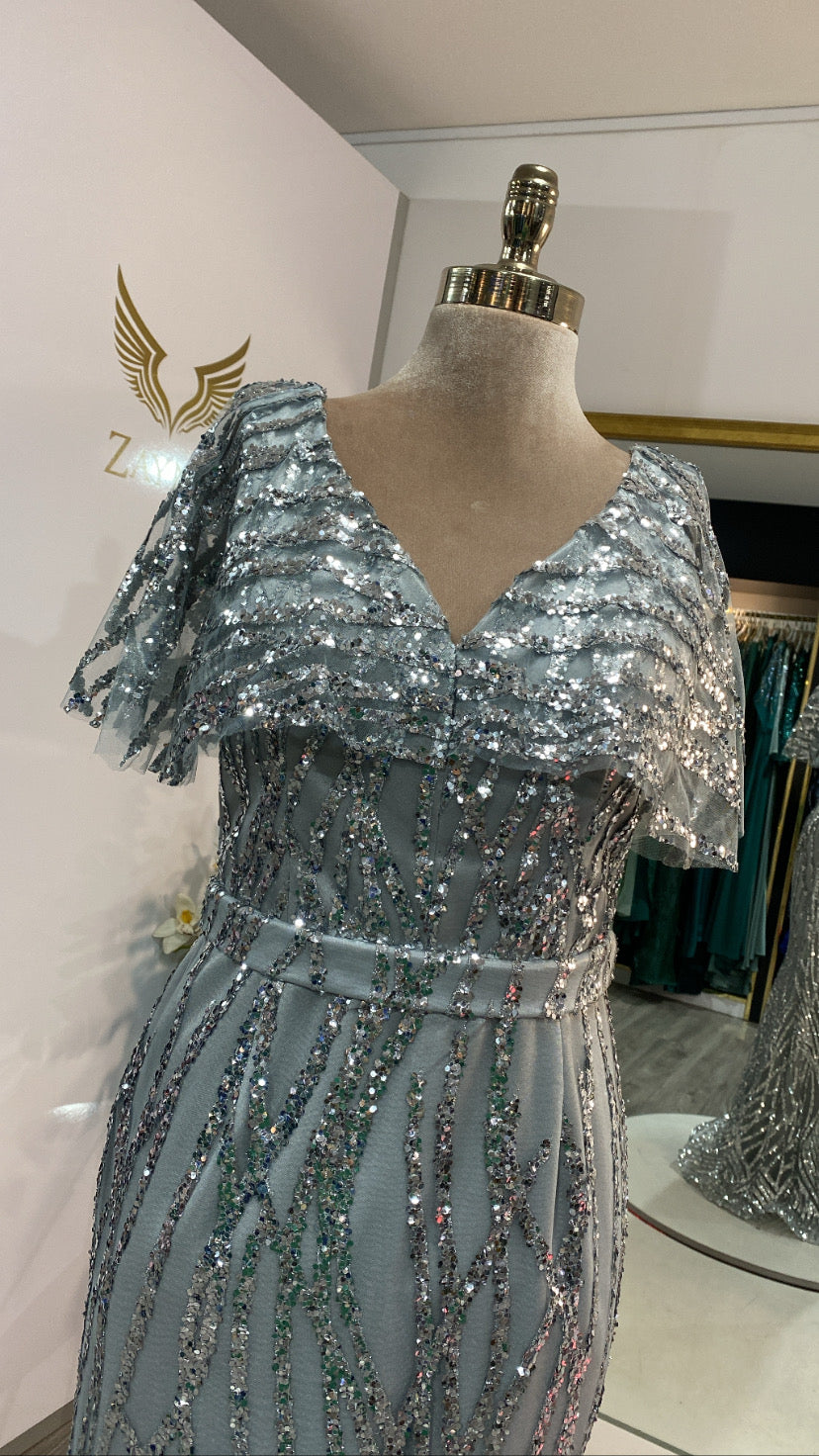 Elegant gray dress with glitters
